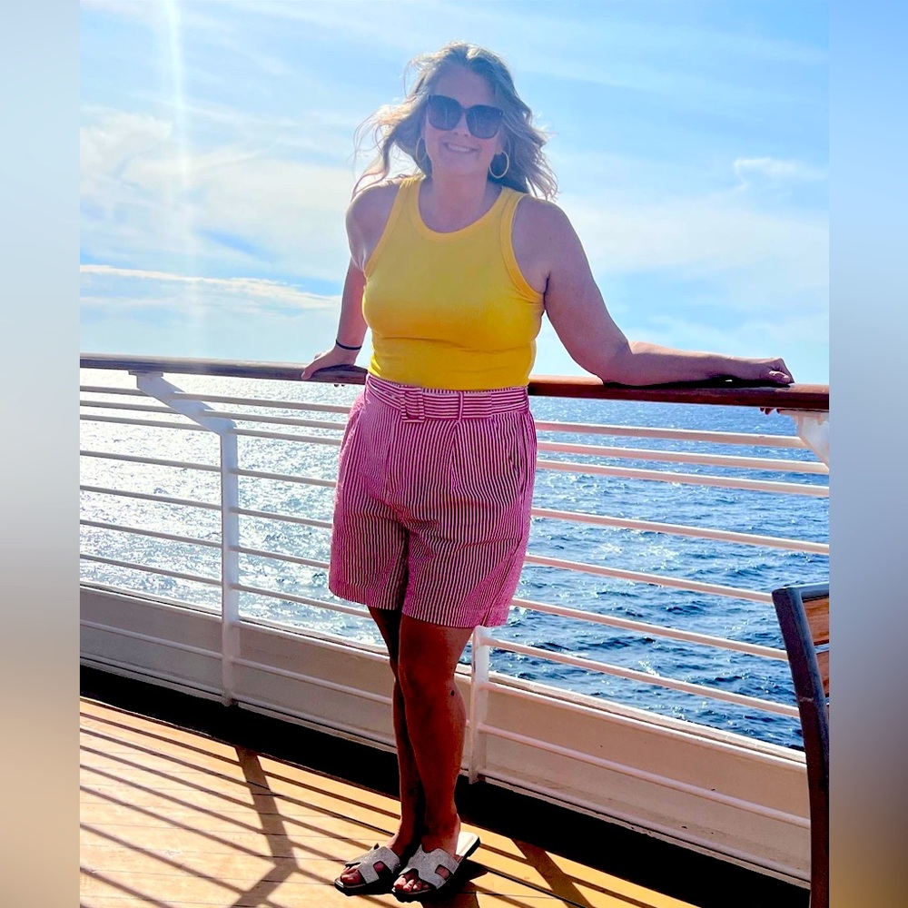 Meet your Posher, Julie